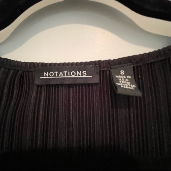 Top from Notations - Picture 3 of 3